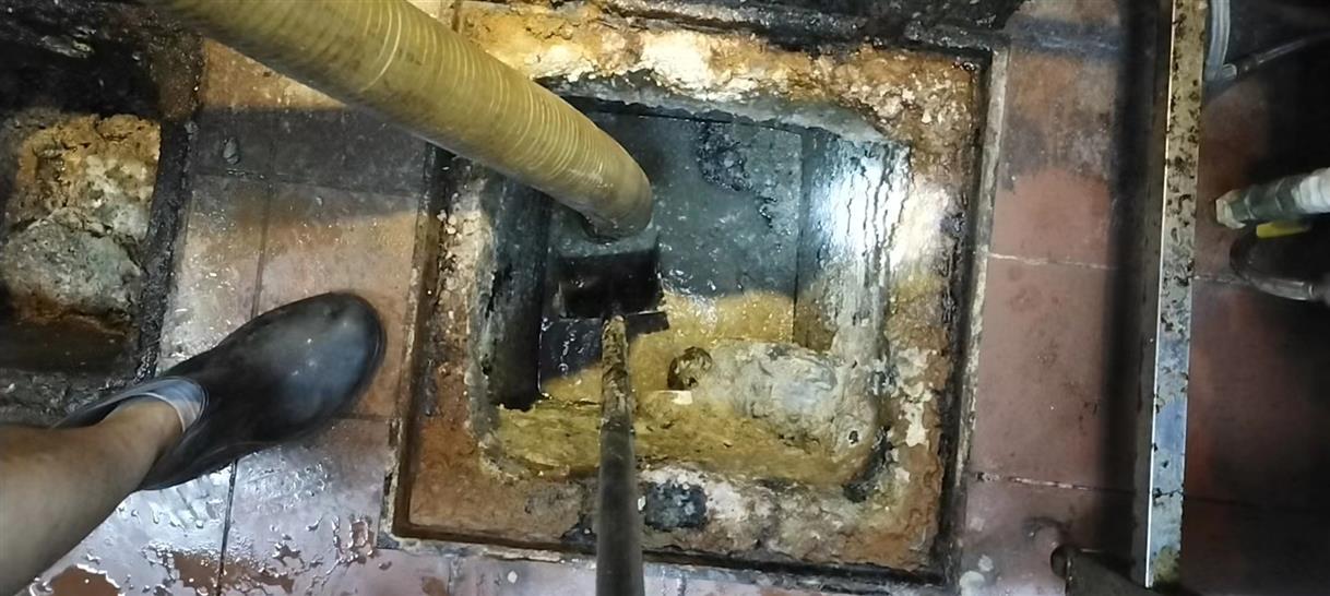 石狮化油池清理-污水池清掏